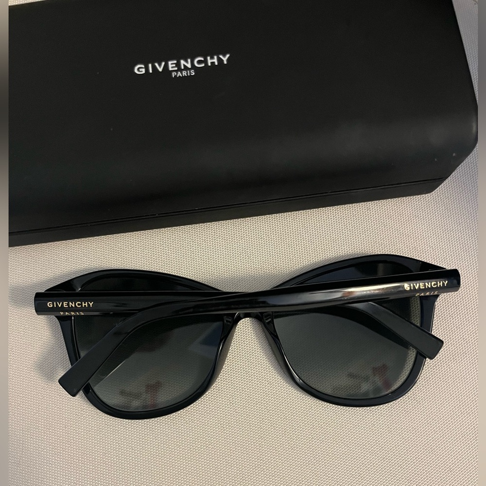 Givenchy Sunglasses With Case - image 2